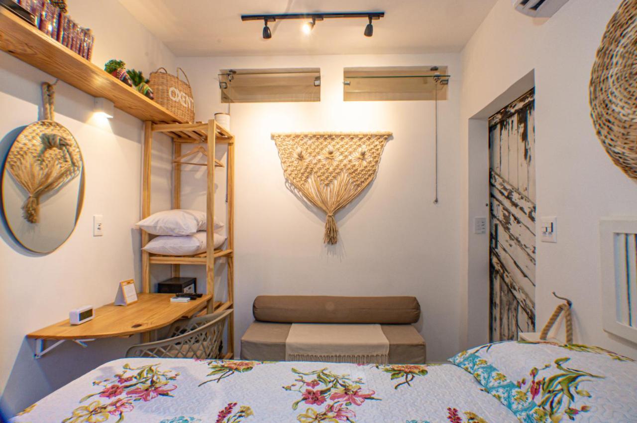 100 Axe Bahia Proximo Ao Farol Da Barra Wifi 300 Mega Apartment *