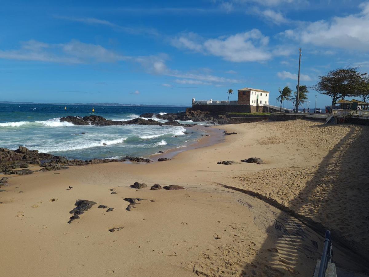 Apartment 100 Axe Bahia Proximo Ao Farol Da Barra Wifi 300 Mega *